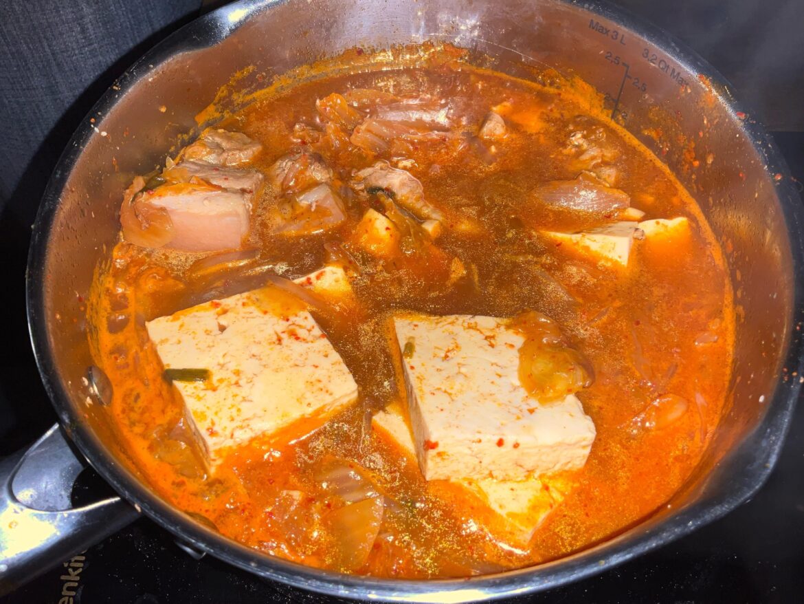 Makin' Kimchi-jjiage