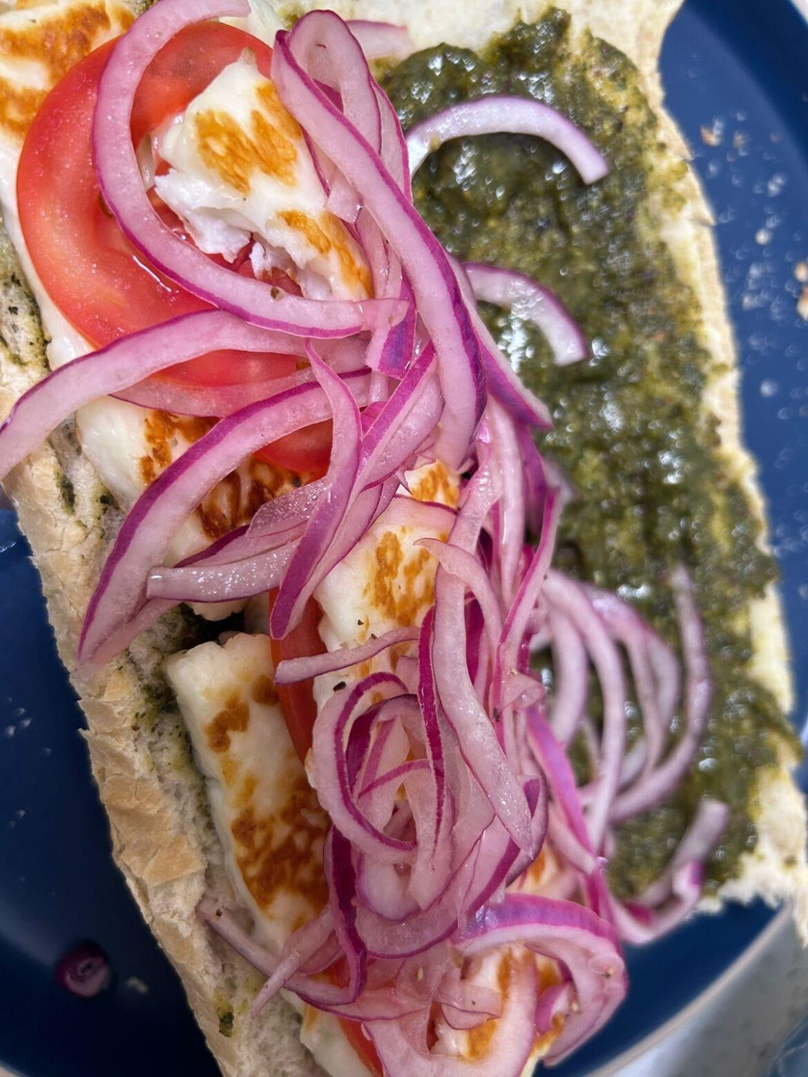 Halloumi sandwich with mint pesto & pickled onion
