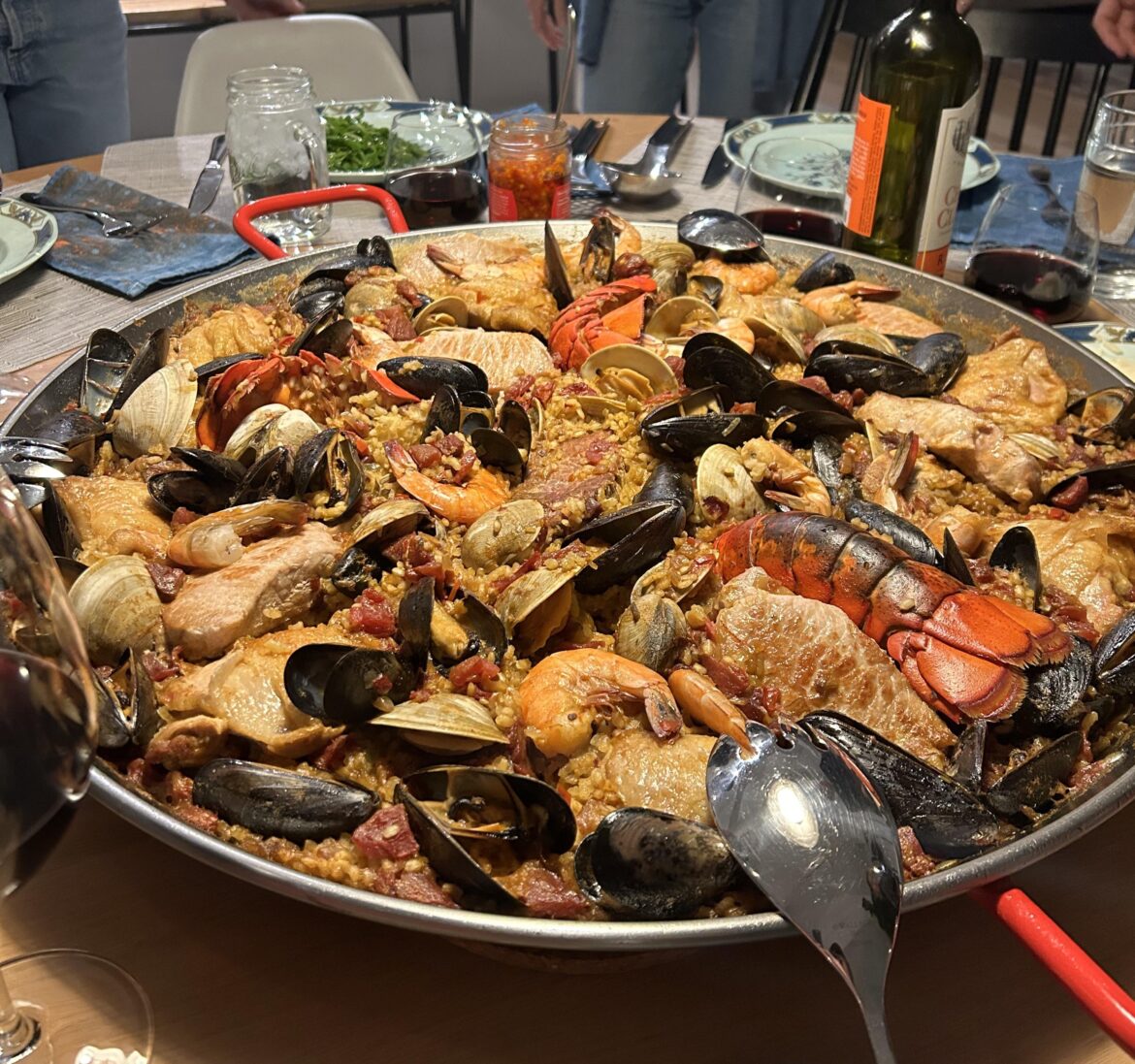 Grilled paella mixta Grilled paella mixta