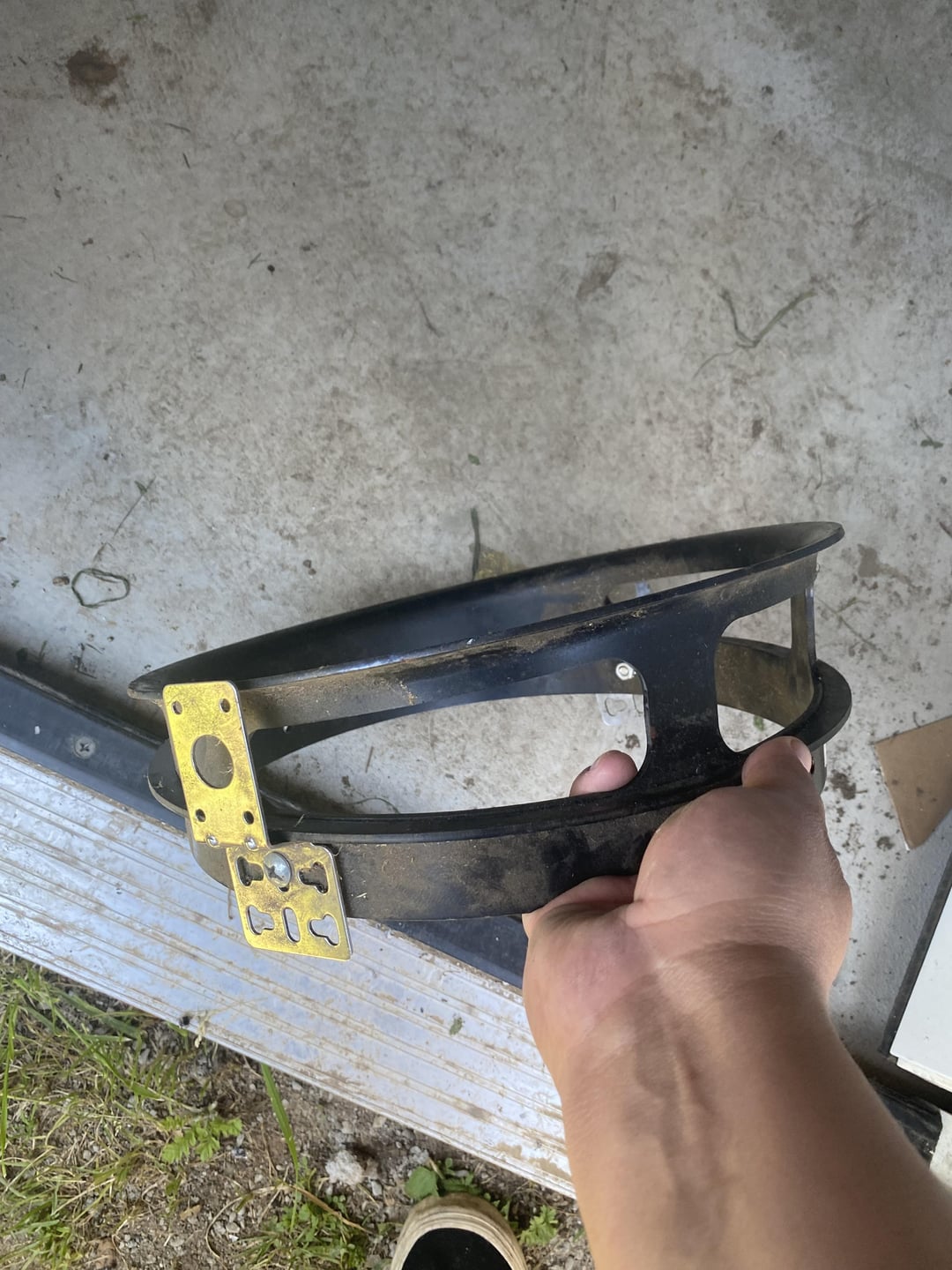 Joe Jr Rotisserie mold? Can I have this cast iron wok holder used a mold for the shape of the