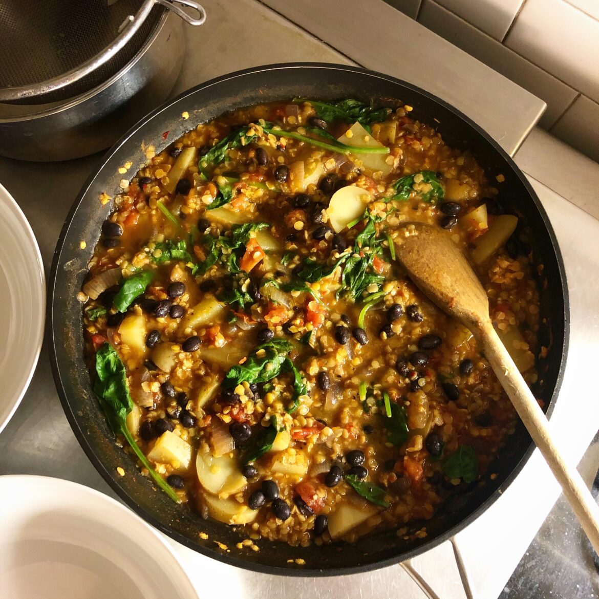 Ethiopian lentil stew. Its so filling and wholesome and tasty half of this huge pan is 470 cals with 31g protein!