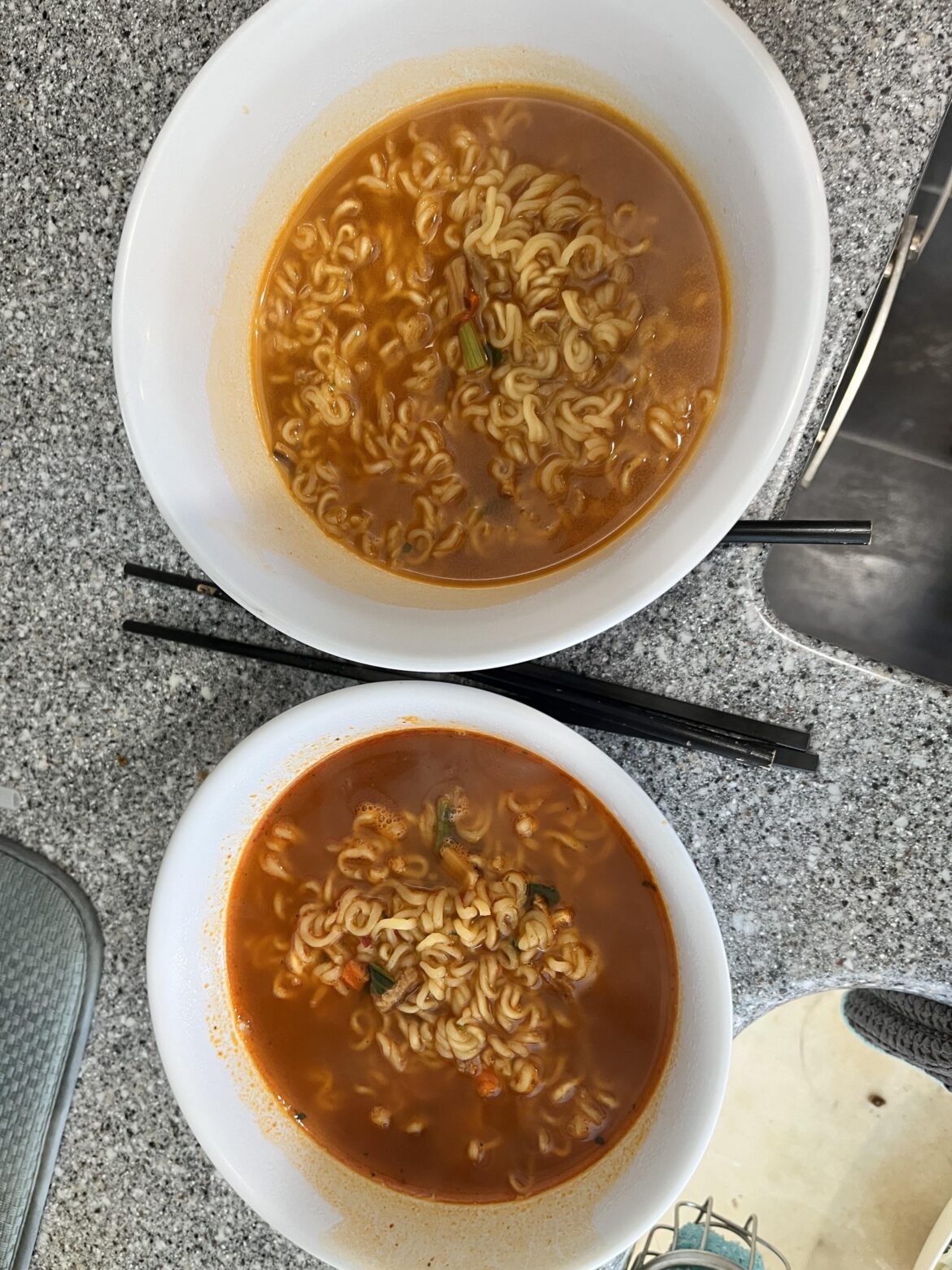 Blind taste test of kr shin and us shin