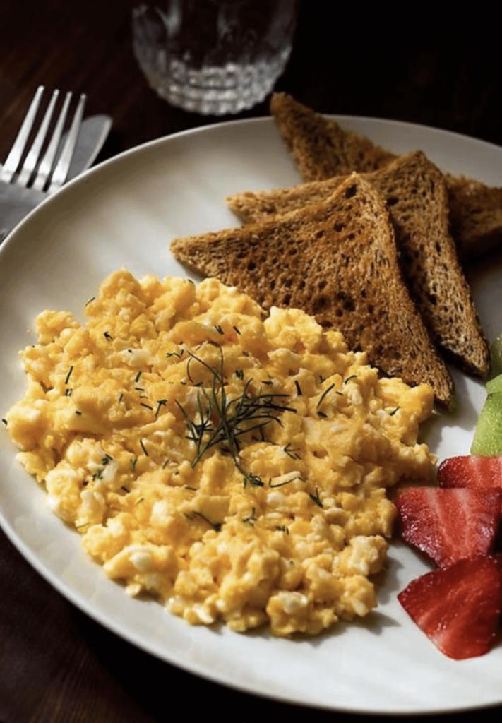 Does the presentation make the egg look appetizing?