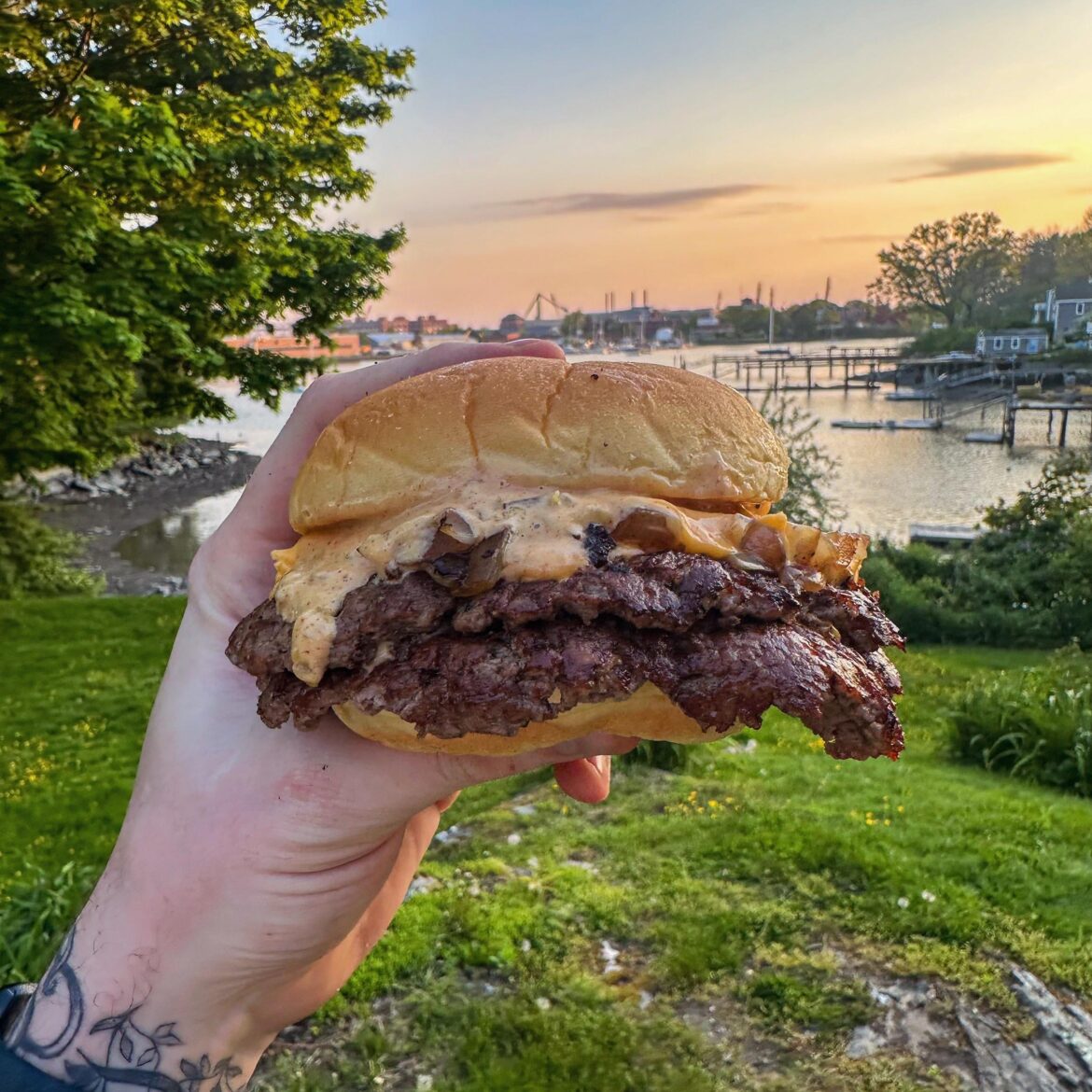 Can’t find a proper smash burger near me