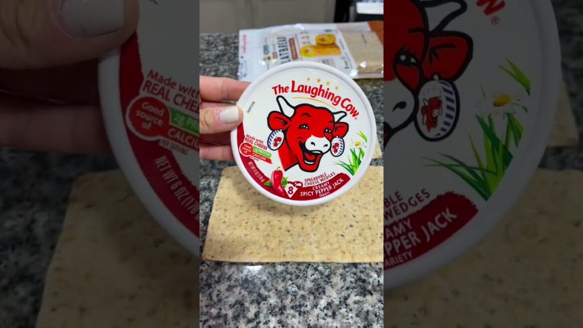 Easy Low Carb Lunch: Toasted Cajun Turkey Wrap