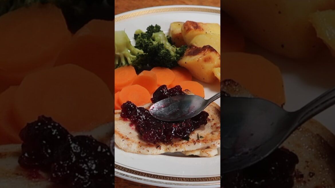 The BEST Cranberry Sauce (Easy Recipe) The BEST Cranberry Sauce (Easy Recipe)