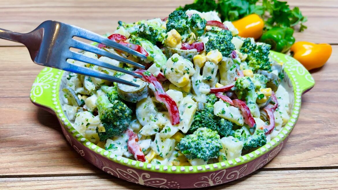 Creamy Broccoli and potato salad with homemade healthy dressing❗️ Creamy Broccoli and potato salad with homemade healthy dressing❗️