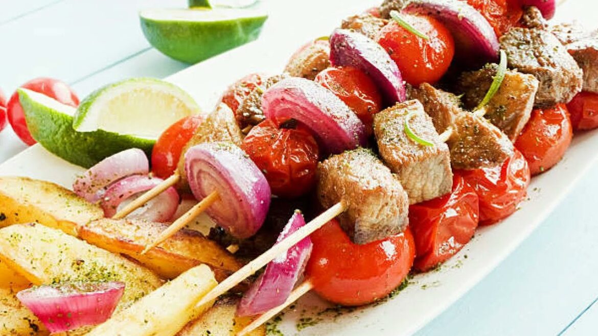 A Taste of Morocco: A Guide to Tuna Skewers A Taste of Morocco: A Guide to Tuna Skewers