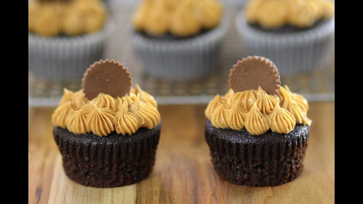 CHOCOLATE PEANUT BUTTER CUPCAKES (SUPER MOIST)