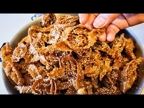 RECETTE DÉTAILLÉE DE LA CHEBAKIA MAROCAINE. DETAILED RECIPE FOR MOROCCAN CHEBAKIA. RECETTE DÉTAILLÉE DE LA CHEBAKIA MAROCAINE. DETAILED RECIPE FOR MOROCCAN CHEBAKIA.