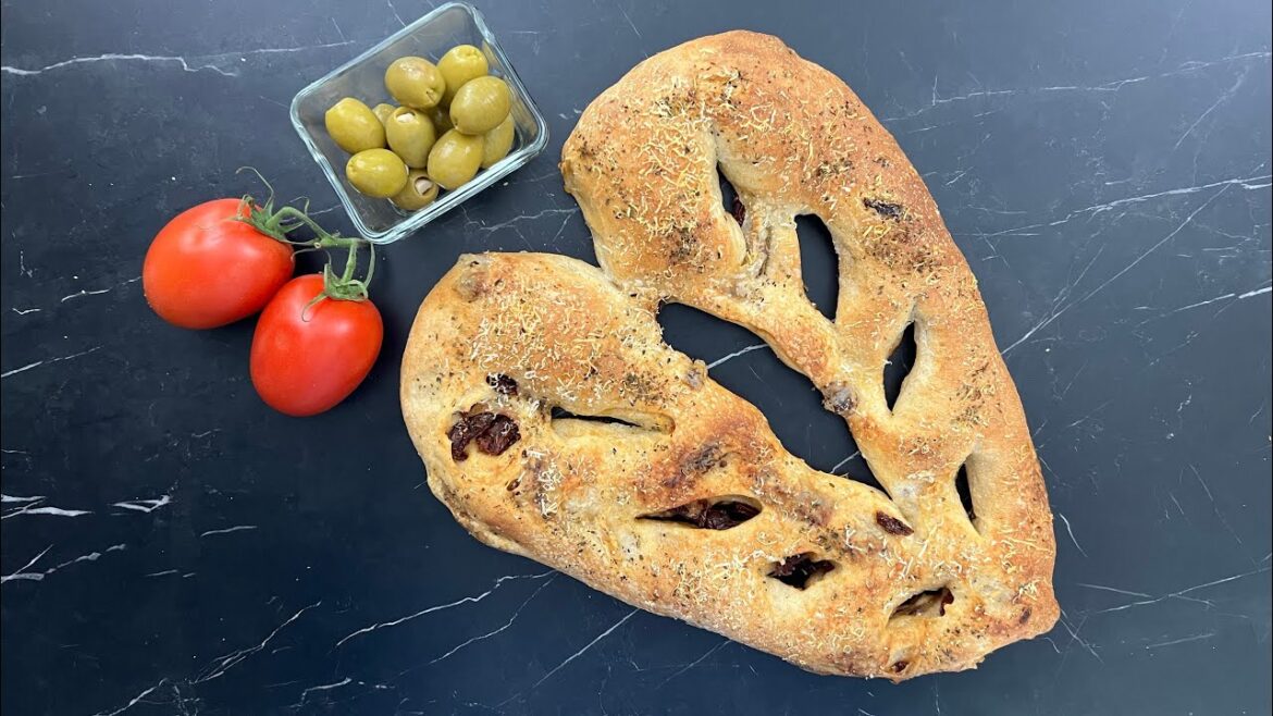 Olive & Sun-Dried Tomato Fougasse Bread