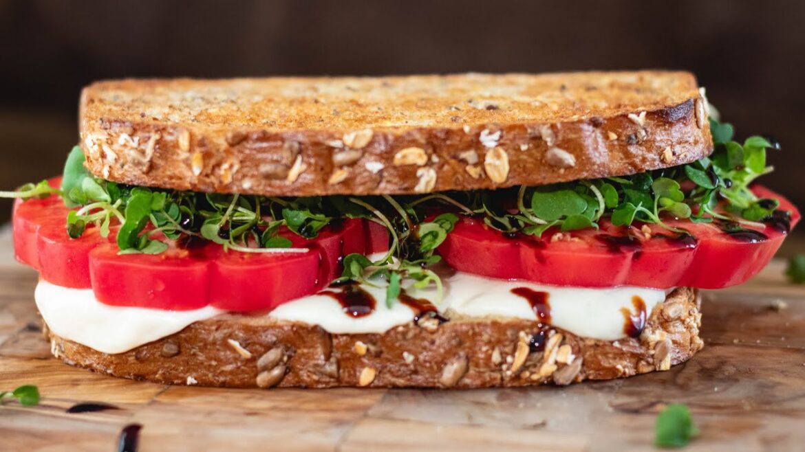 Mozzarella & Tomato Sandwich with Balsamic Glaze | Quick Lunch Recipe