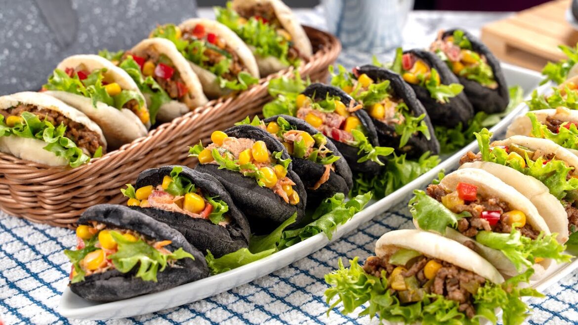 Black and white stuffed pockets – Recipe for Stuffed Batbout Breads Black and white stuffed pockets - Recipe for Stuffed Batbout Breads