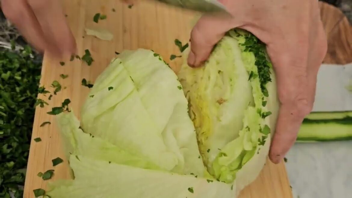 how to make kISIR, turkish Bulgur salad #usa #viral #turkish #food #recipe #fypシ #foryou