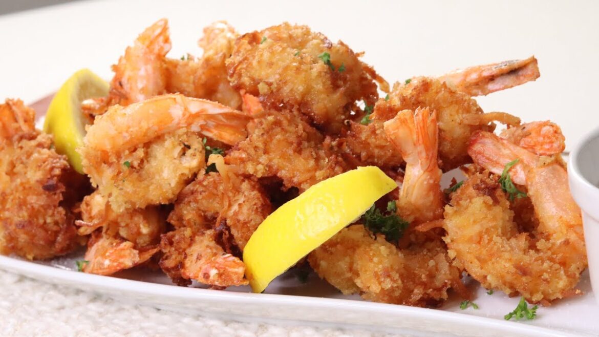 Quick and Easy Butterfly CRISPY Fried Shrimp Recipe Quick and Easy Butterfly CRISPY Fried Shrimp Recipe