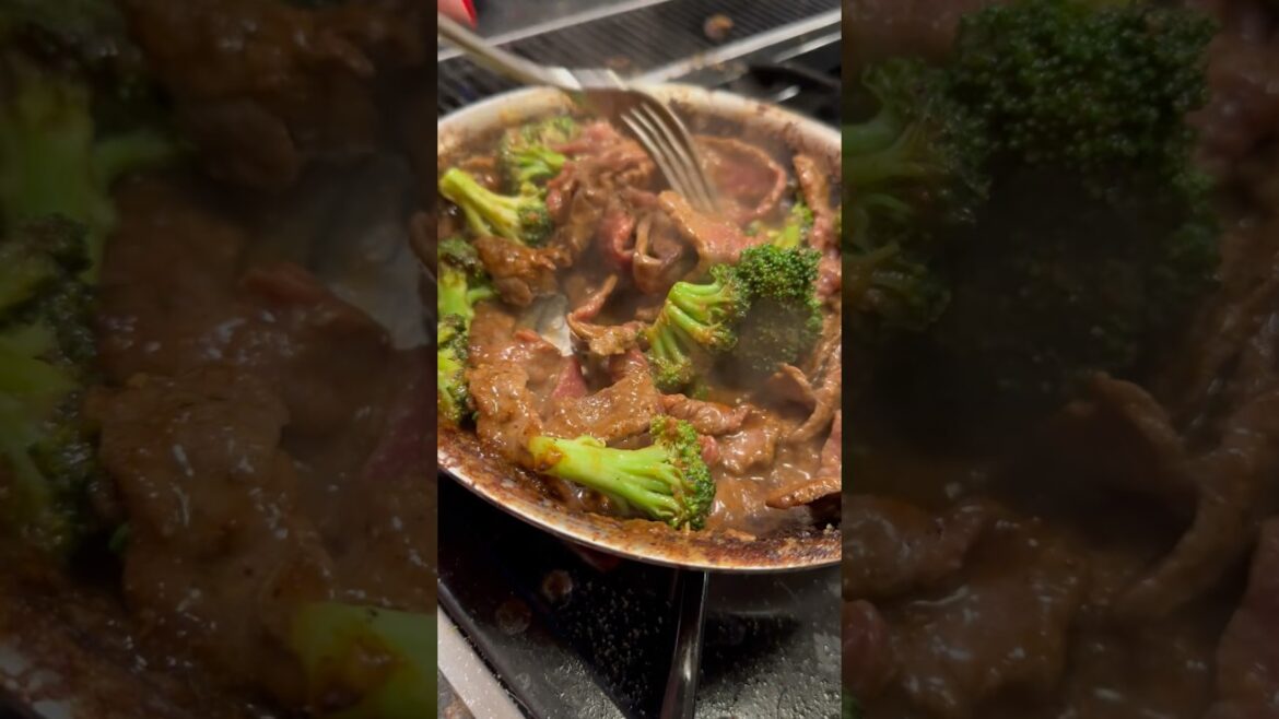 Easy beef broccoli stir fry recipe for meal prep! #mealprep #lunch #dinnerrecipes #asian Easy beef broccoli stir fry recipe for meal prep! #mealprep #lunch #dinnerrecipes #asian