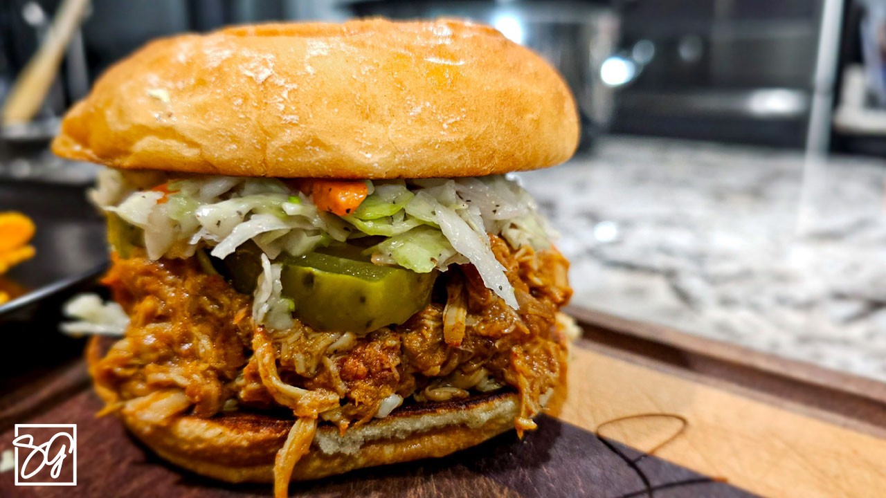 Crockpot BBQ Pulled Chicken Sandwiches - Dining and Cooking