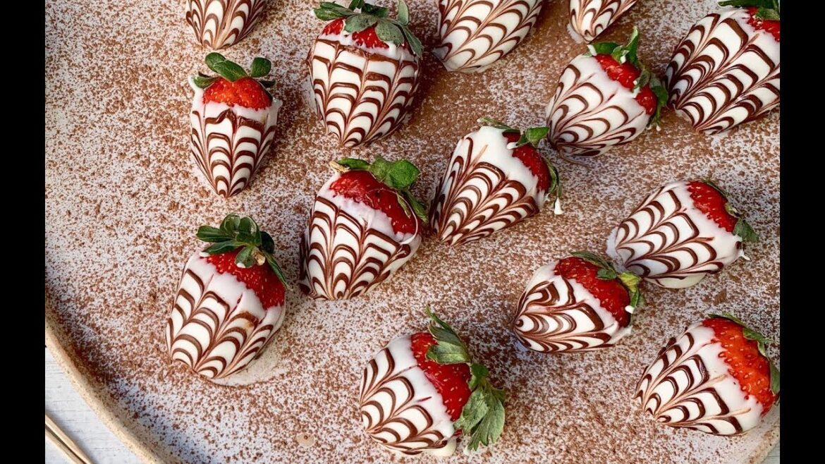 White Chocolate-Covered Strawberries | Southern Living White Chocolate-Covered Strawberries | Southern Living
