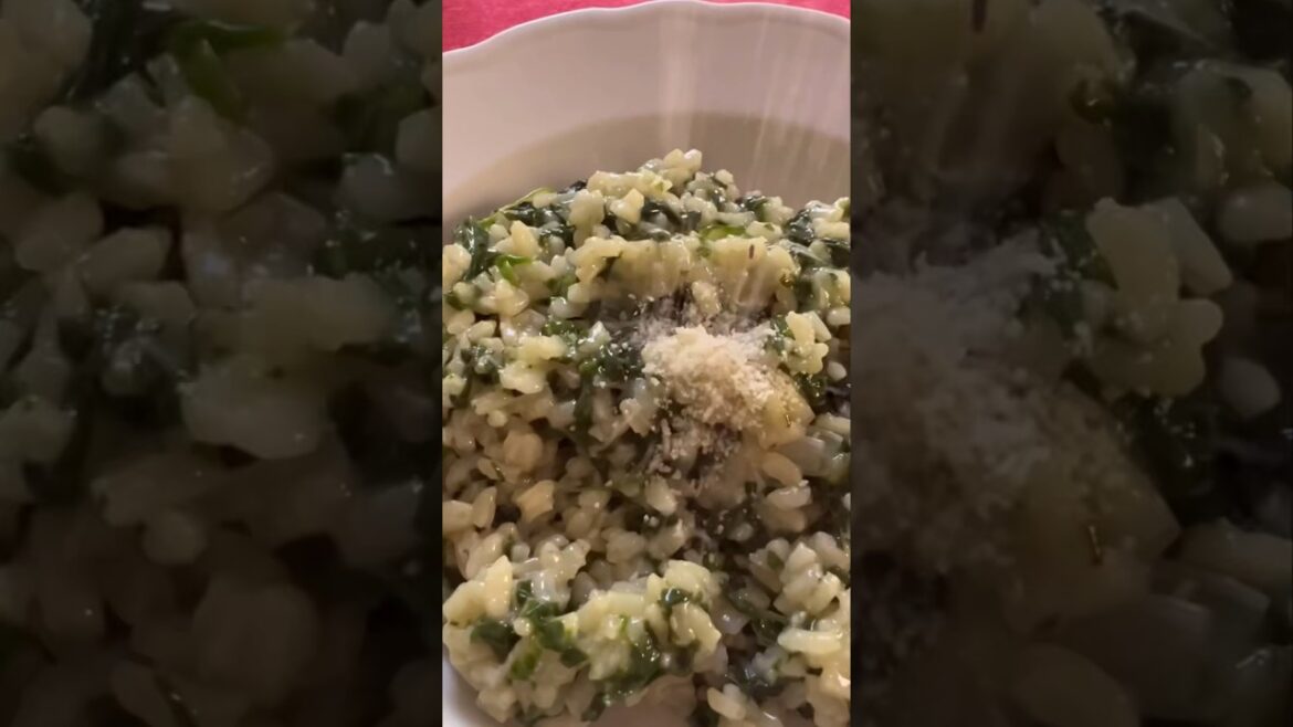 Risotto with Spinach #shorts #food #new #trending  #subscribe