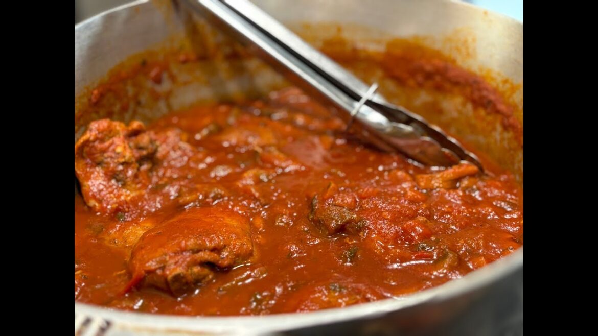 Authentic Italian Chicken Cacciatore Recipe: A Rustic Delight!