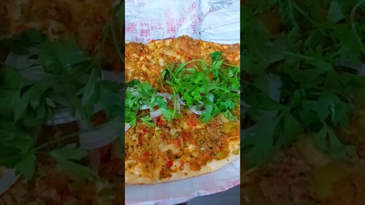 Turkish Lahmacun #turkey #turkishfood