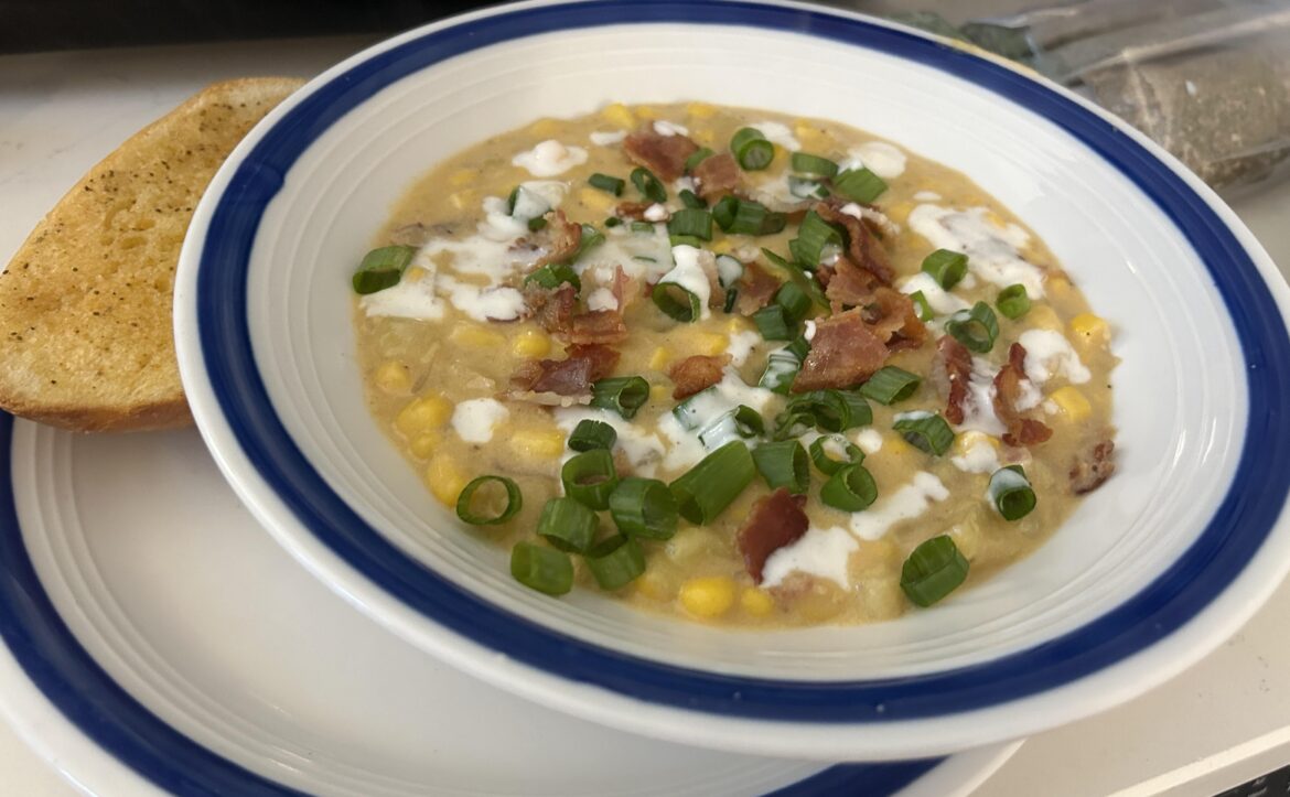 Sweet Corn and Green Pepper Chowder Sweet Corn and Green Pepper Chowder