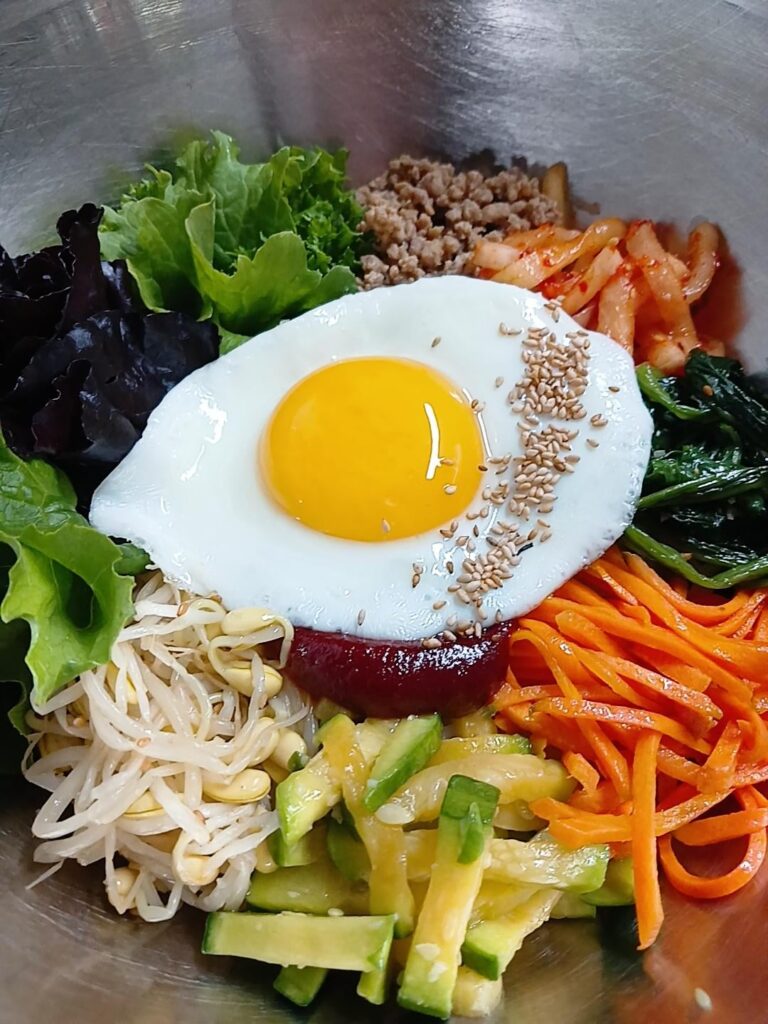 I made bibimbap (비빔밥)