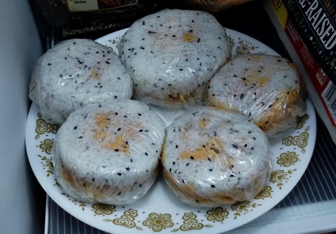 Tried to make spicy tuna samgak-gimbap today but… Tried to make spicy tuna samgak-gimbap today but...