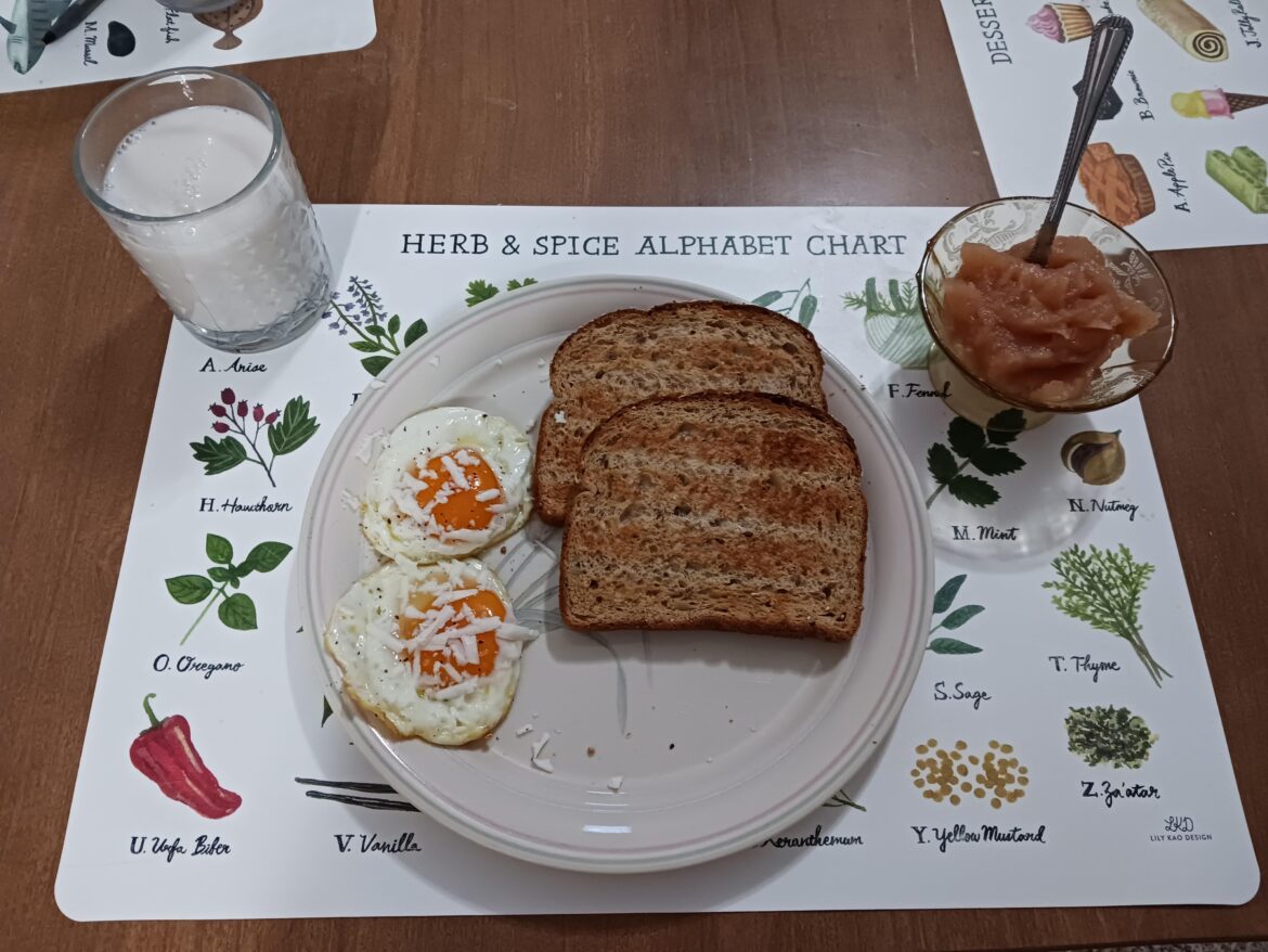 A Cook's Education (The Food Lab): Extra-Crispy Sunny-Side-Up Eggs and “The Best Applesauce Recipe”