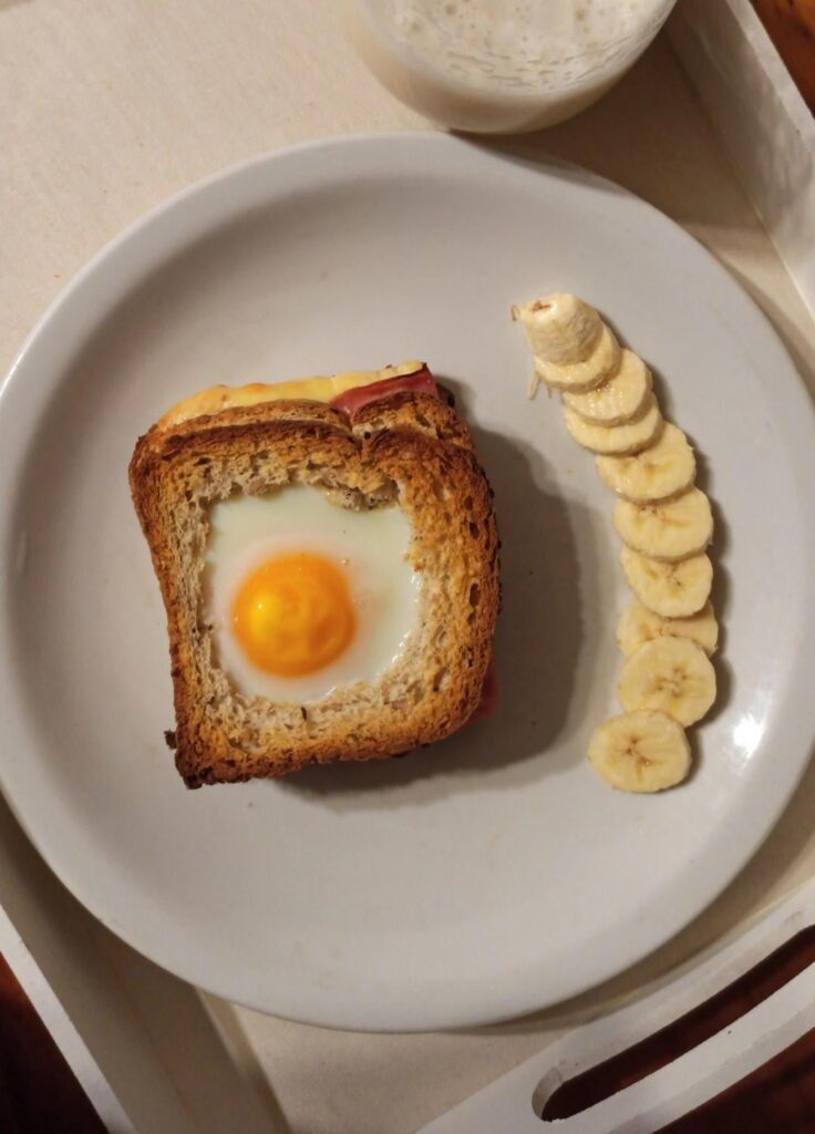 Egg, cheese and ham sandwich