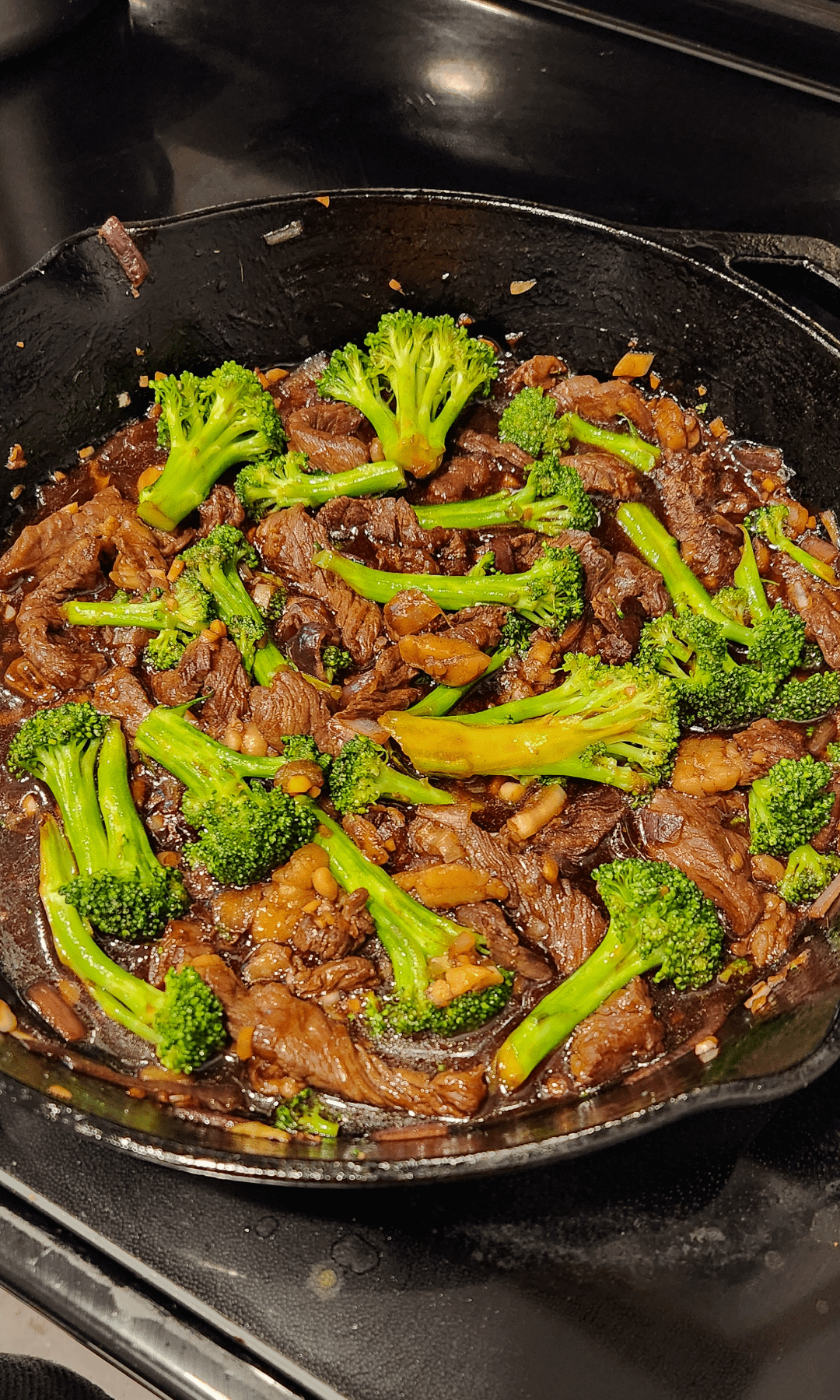 Beef and Broccoli - Dining and Cooking