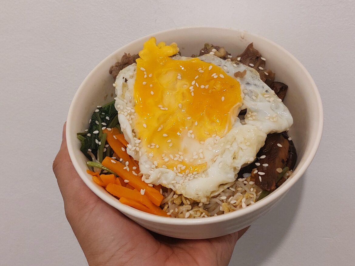 I just finished watching A Nation of Banchan on Netflix and I made my 1st Bibimbap. This will be on my weekly menu. 😁