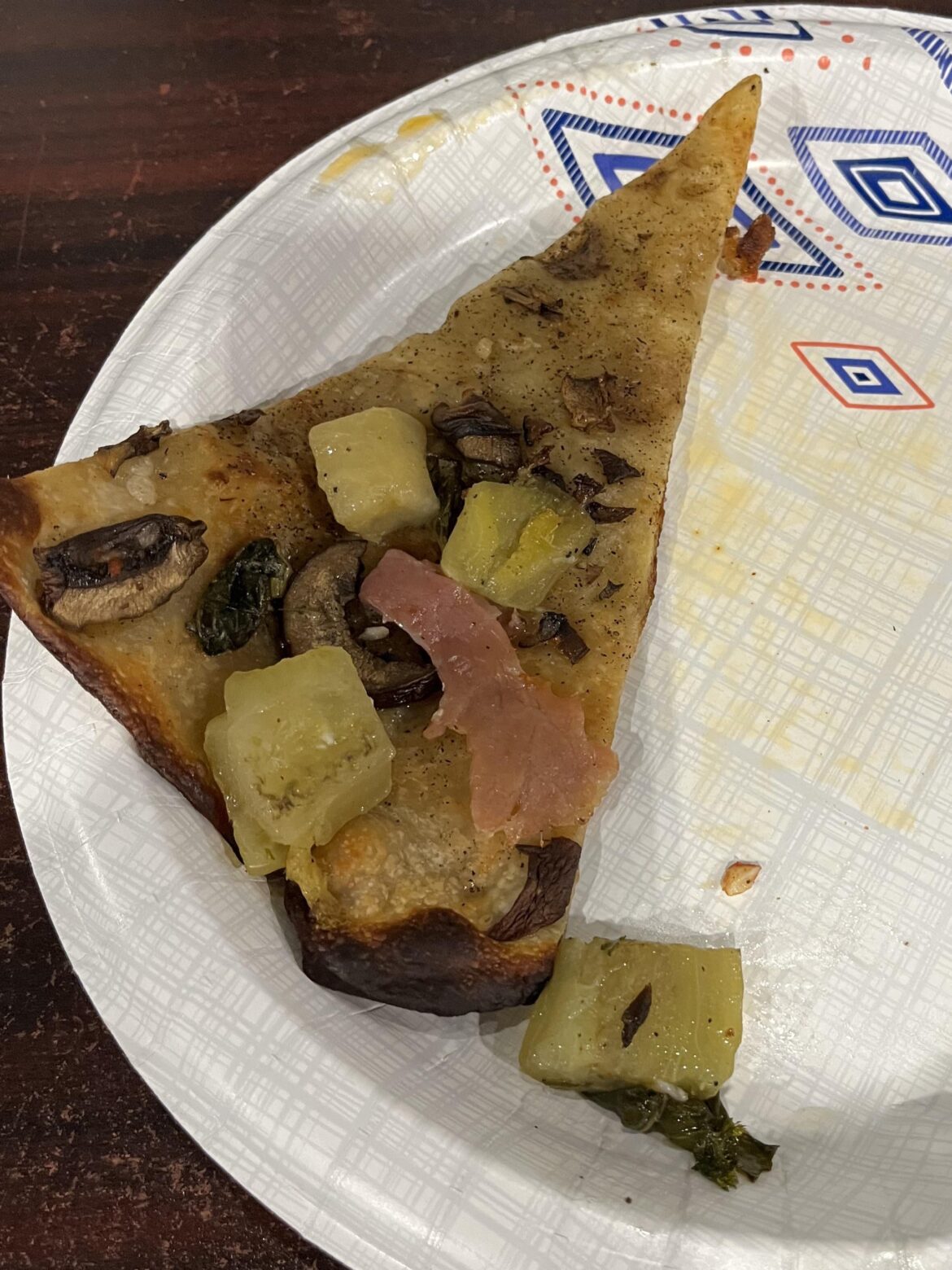 What kind of cursed pizza is this…