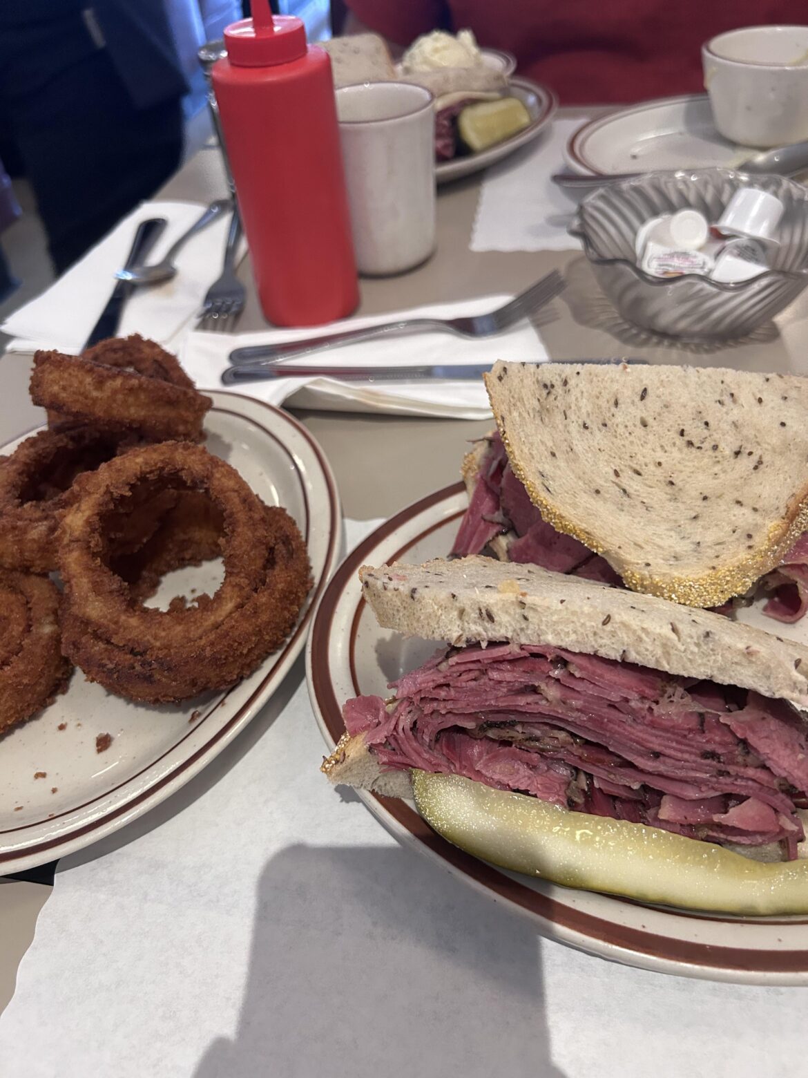 Art's Delicatessen & Restaurant (very underrated onion rings)
