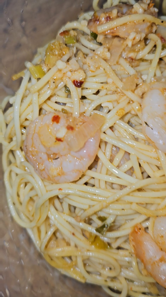 The Sun dried tomatoes with herbs really MADE this dish 😩