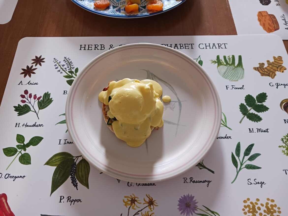 A Cook's Education (The Food Lab): Eggs Florentine
