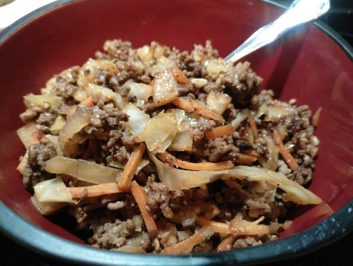 My first try at egg roll in a bowl. I didn't use an recipe I just threw things together and it came out alright. It tastes just like an egg roll.