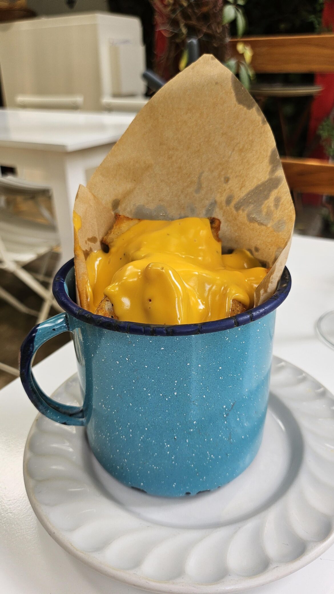 Papas con queso... in a mug