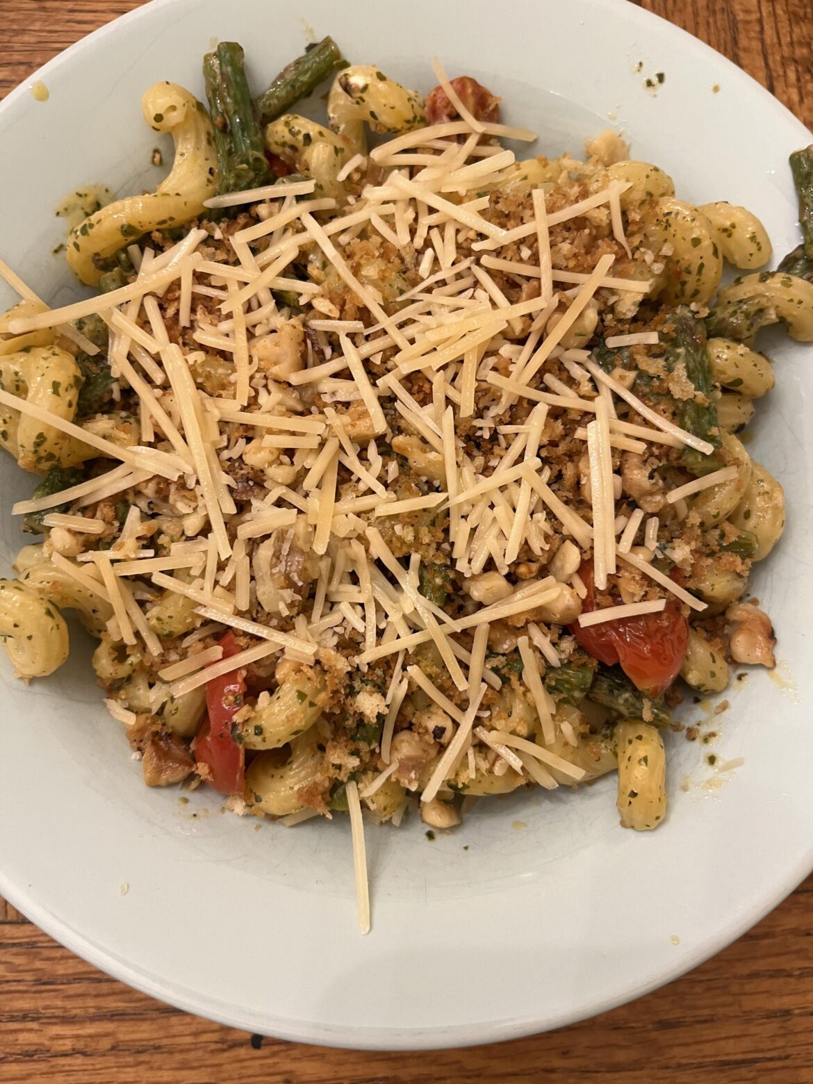 Pesto & Walnut Panko Cavatappi