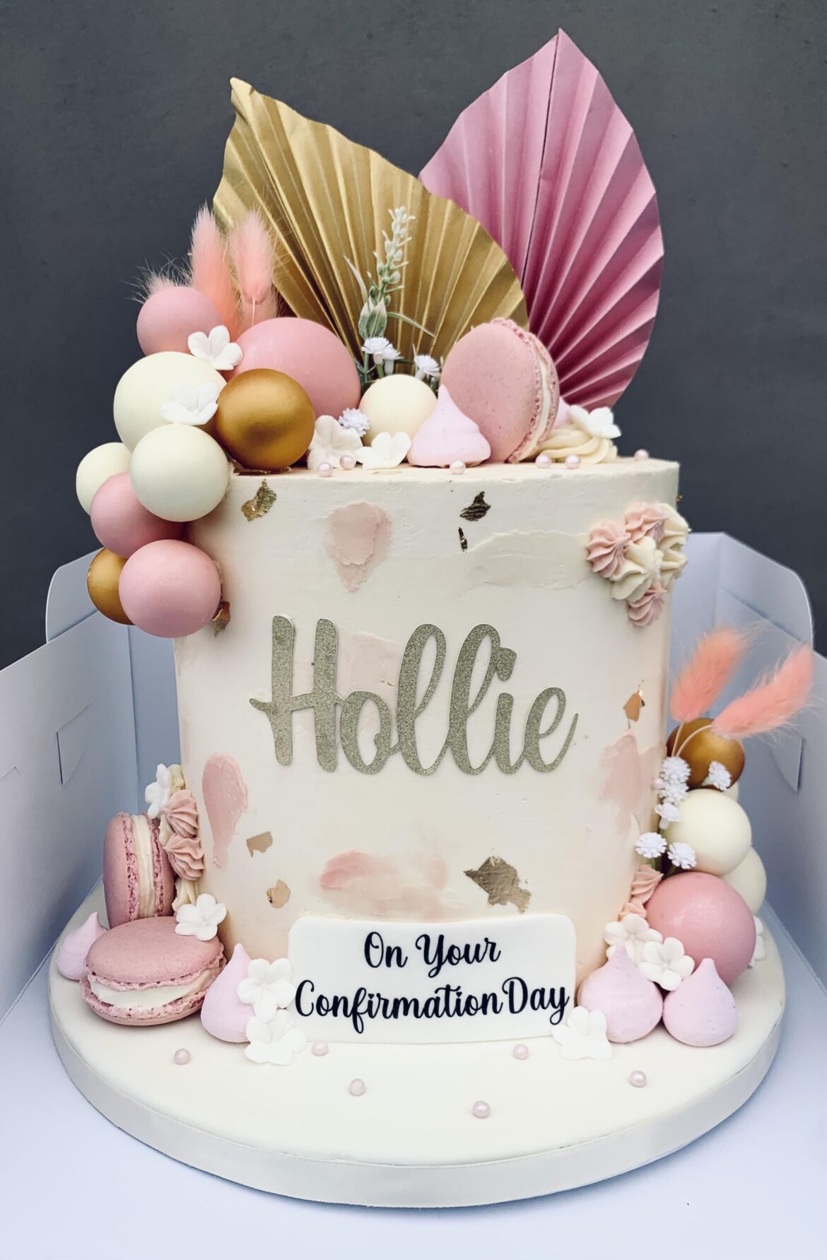 Obsessed with this modern Confirmation cake I made today!