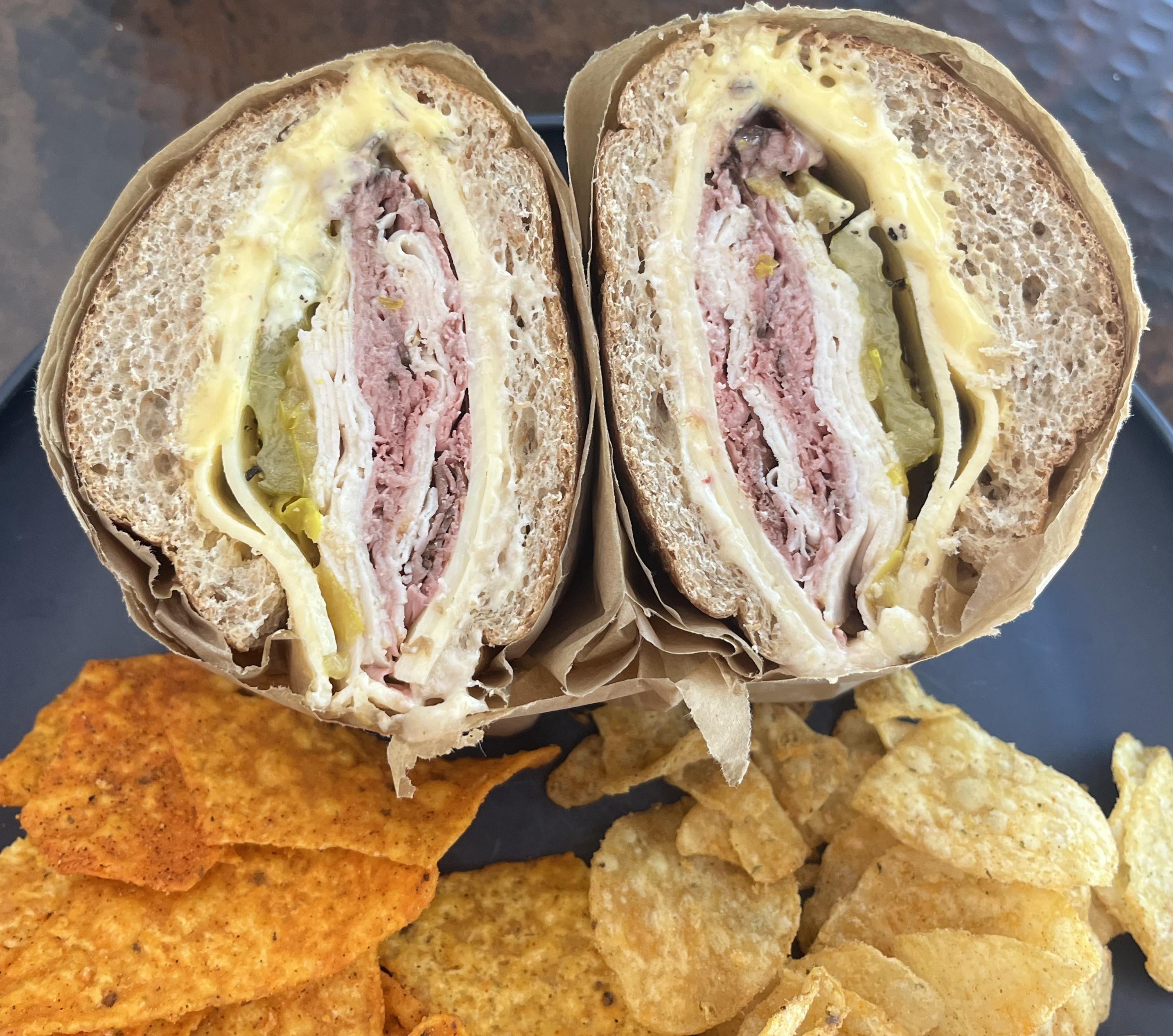 Lunch Sammy Roast beef, spicy chicken, horseradish cheese, havarti