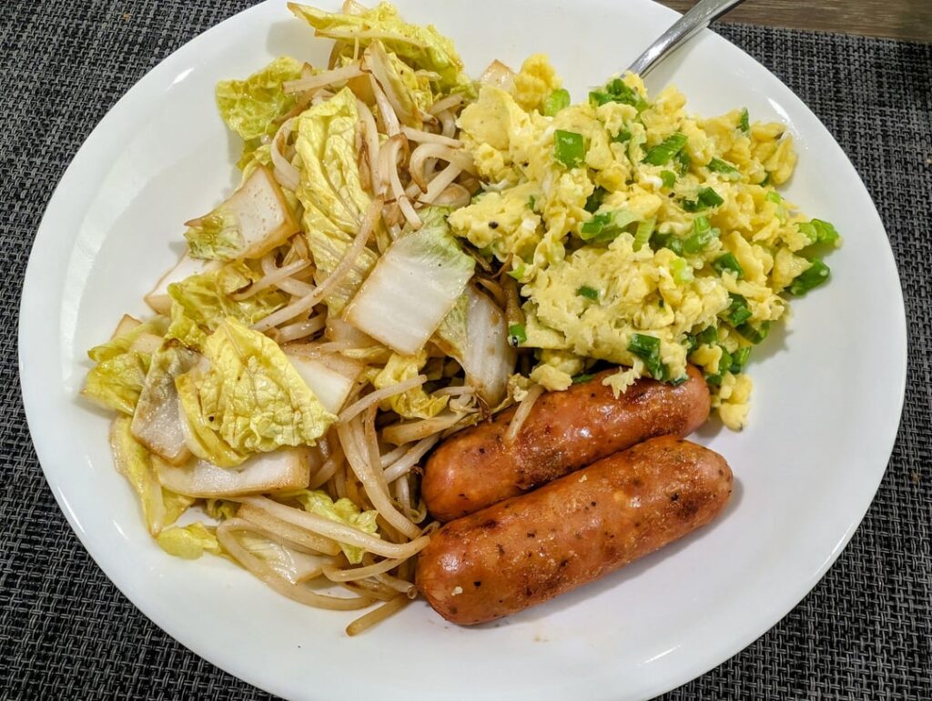 Lunch - 370 calories 30g protein + Celsius drink