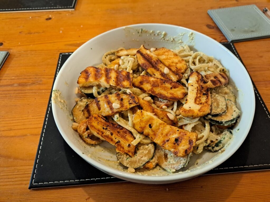 Linguini with green tahini, courgettes and halloumi