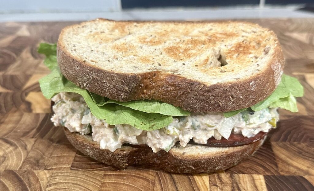 i was chillin’ in the yard and decided i wanted tuna salad so i made tuna salad