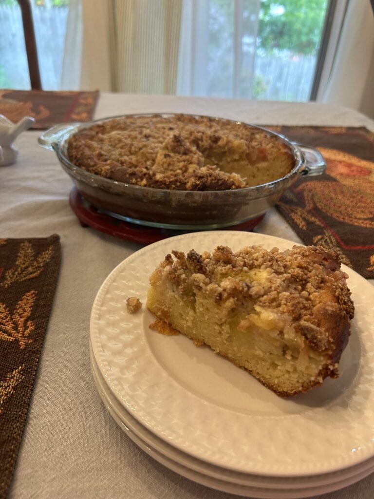 Keto Rhubarb Coffee Cake