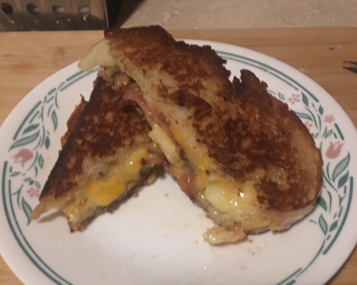 Apple & Bacon Grilled Cheese