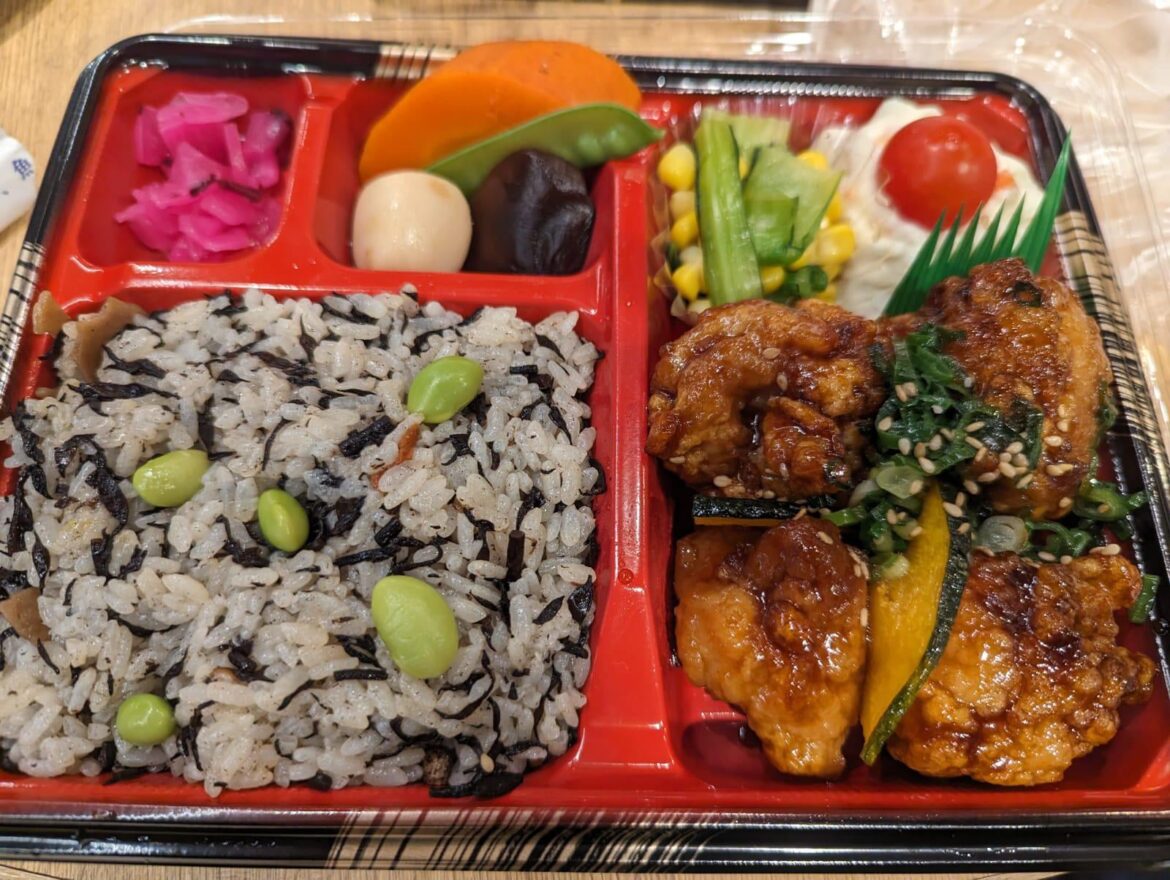 Bento box with General Tso’s chicken at Shibuya Tokyo Food Show
