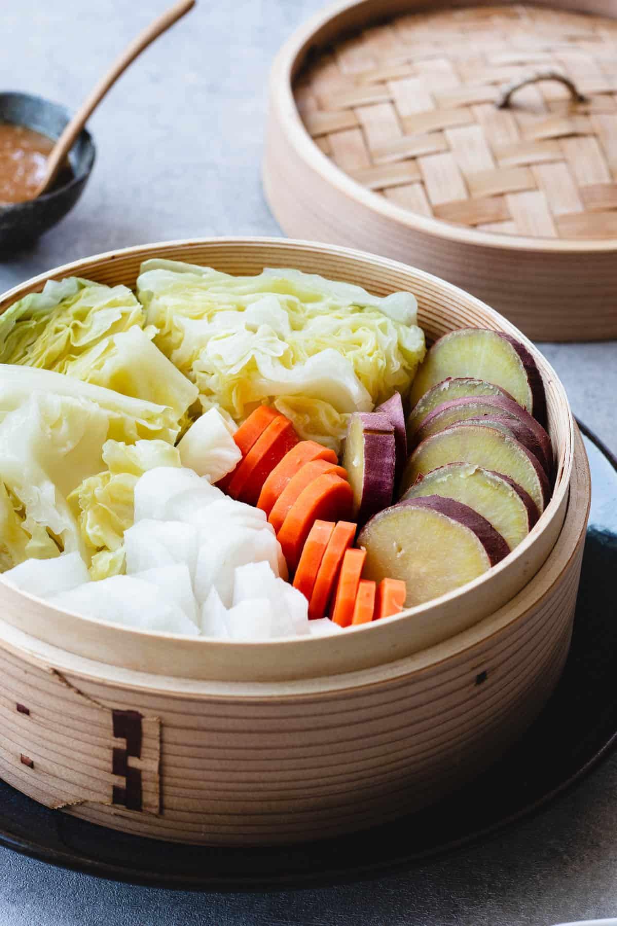 Steamed Vegetables Using a Bamboo Steamer Dining and Cooking