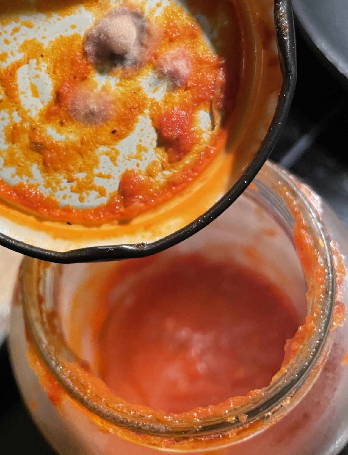 I was really looking forward to having sauce on my pizza :(