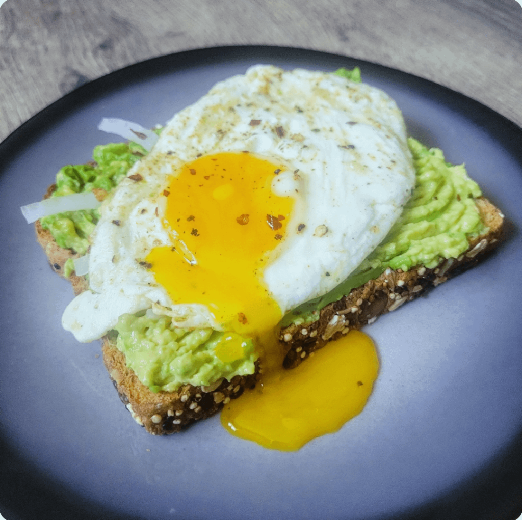 Simple, yet satisfying. Avocado toast with sunny side up egg 🍳